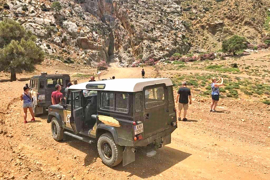 JEEP SAFARI